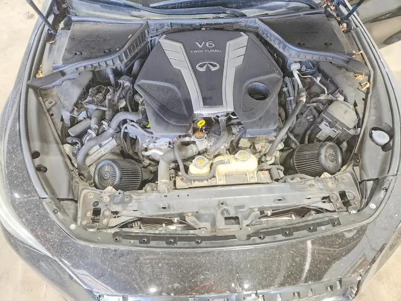 2018 INFINITI Q60 RED SPORT 400  