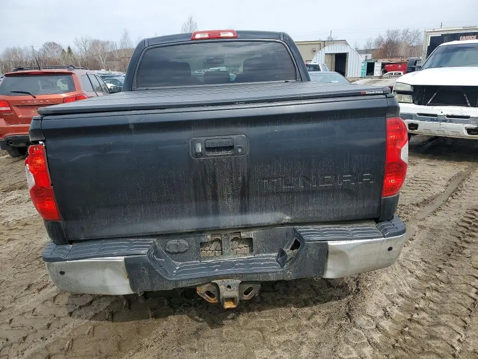 2014 TOYOTA TUNDRA CREWMAX SR5  