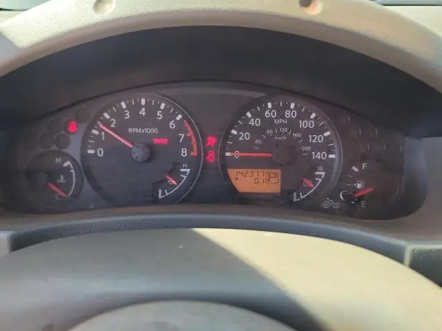2010 NISSAN FRONTIER CREW CAB SE  