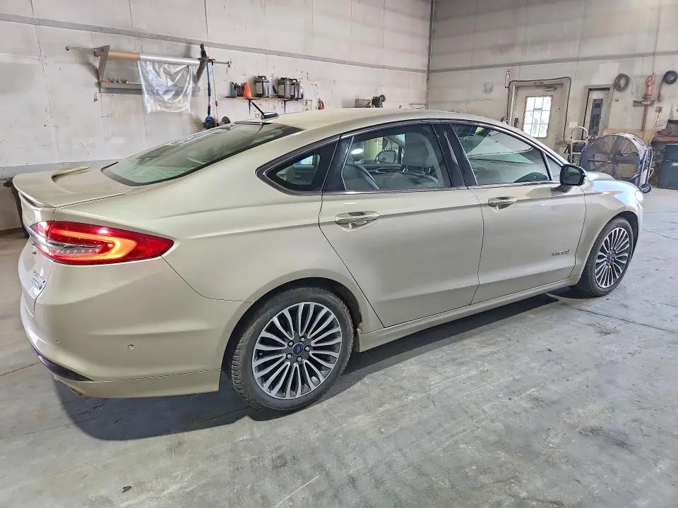 2017 FORD FUSION TITANIUM HEV  