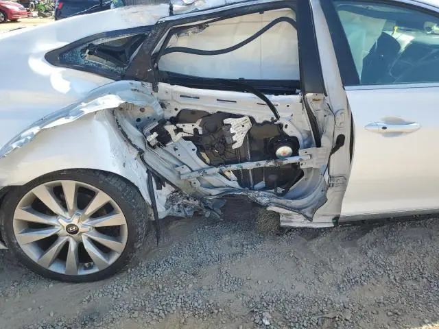 2012 HYUNDAI AZERA GLS