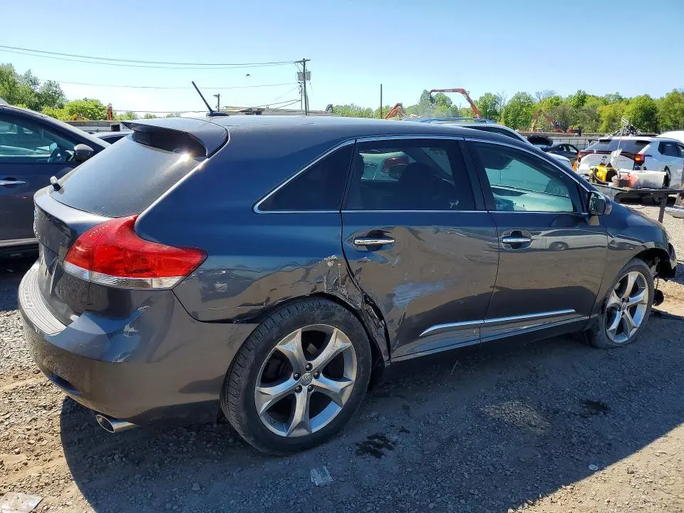 2011 TOYOTA VENZA AWD V6  