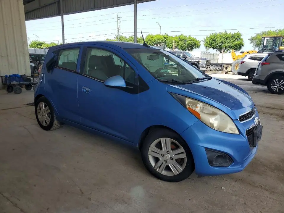 2013 CHEVROLET SPARK 1LT  