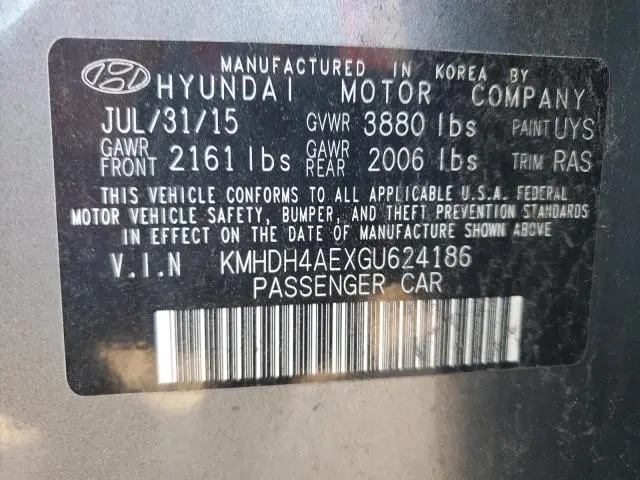 2016 HYUNDAI ELANTRA SE  