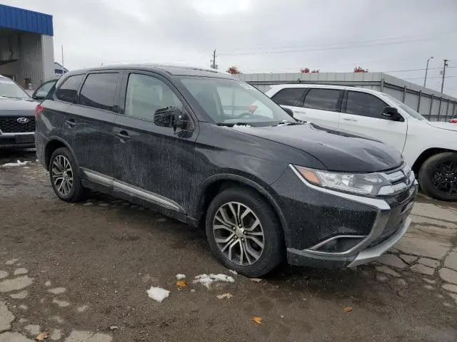 2018 MITSUBISHI OUTLANDER ES  