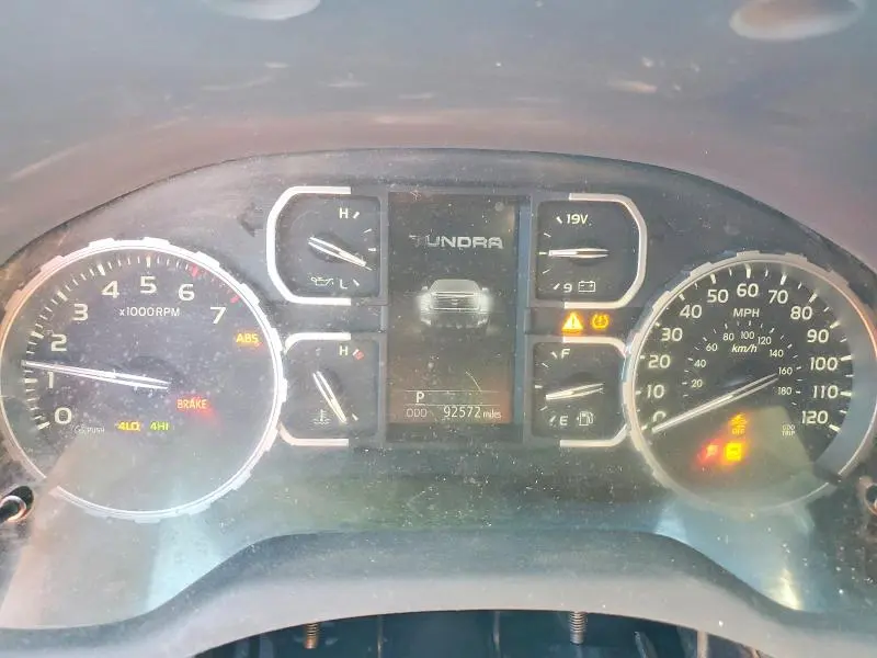 2020 TOYOTA TUNDRA CREWMAX SR5  