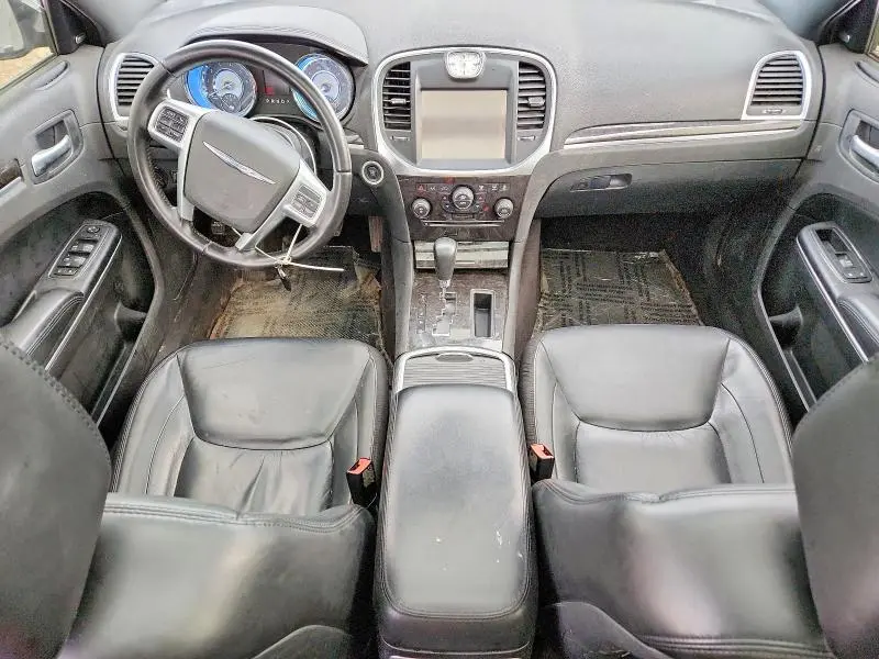 2011 CHRYSLER 300 LIMITED  