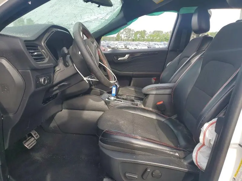 2024 FORD ESCAPE ST LINE  