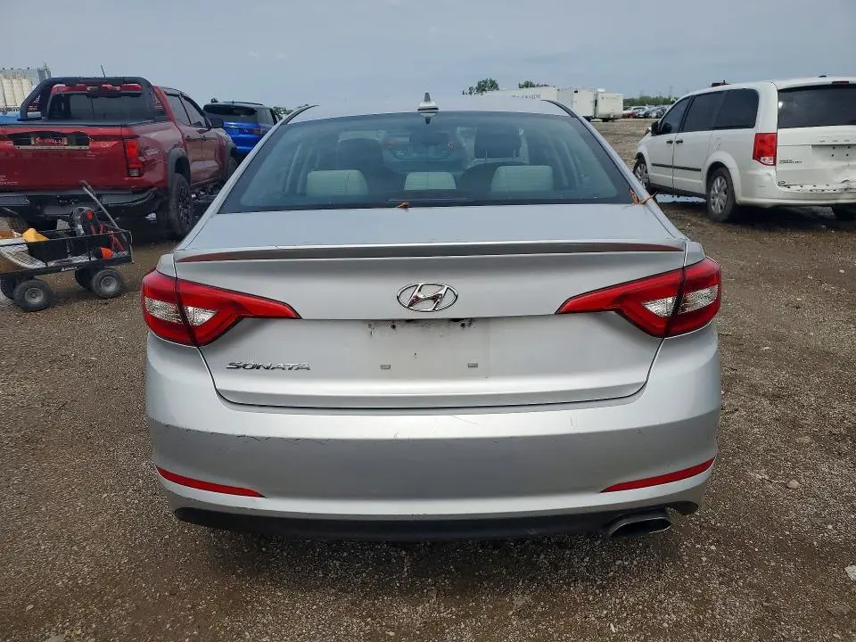 2017 HYUNDAI SONATA SE  