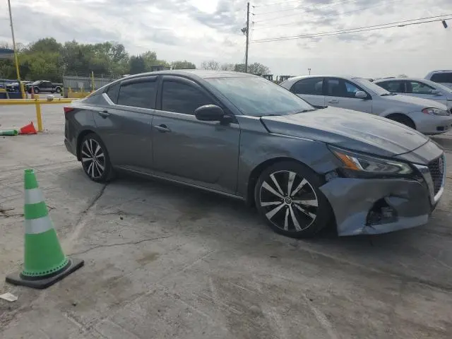 2019 NISSAN ALTIMA SR  