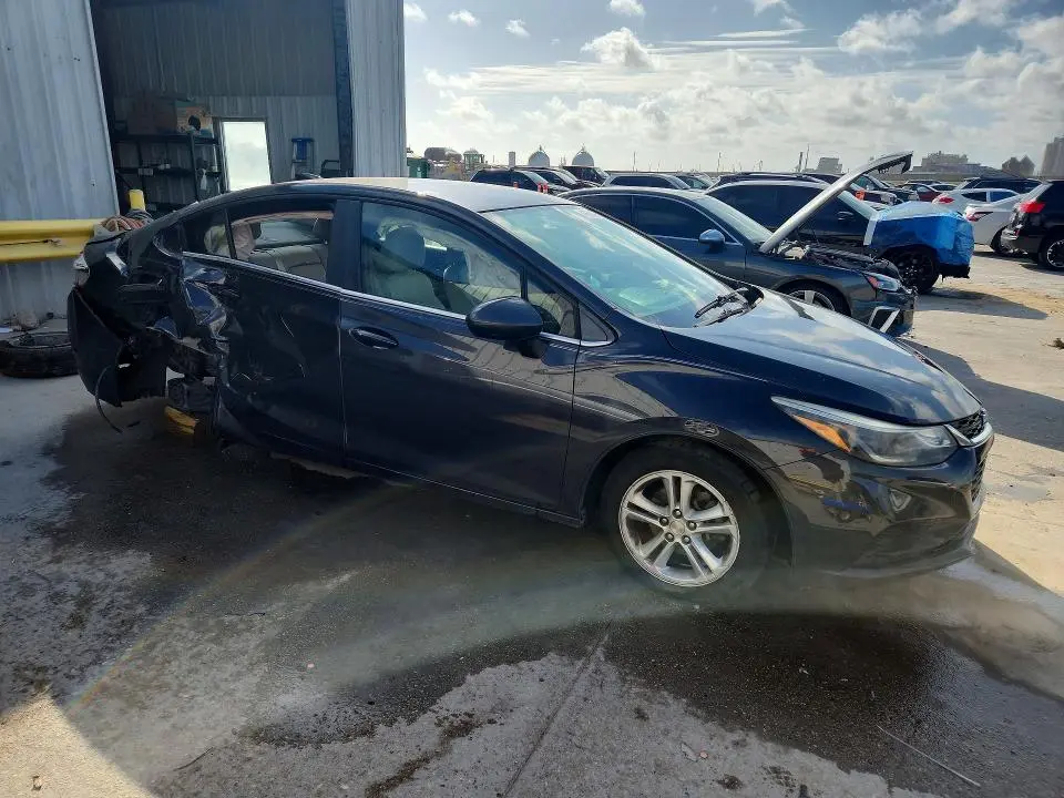 2016 CHEVROLET CRUZE LT  