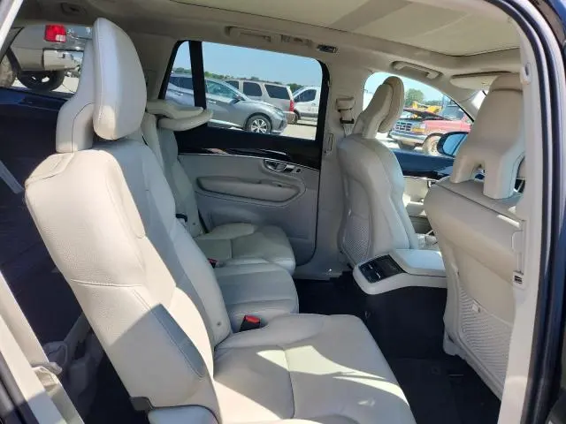 2018 VOLVO XC90 T6  