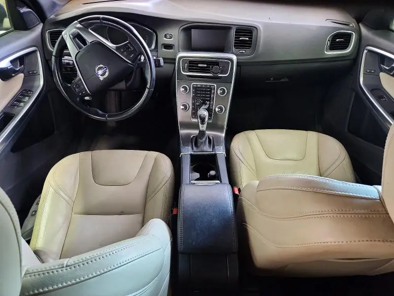 2015 VOLVO S60 PREMIER  