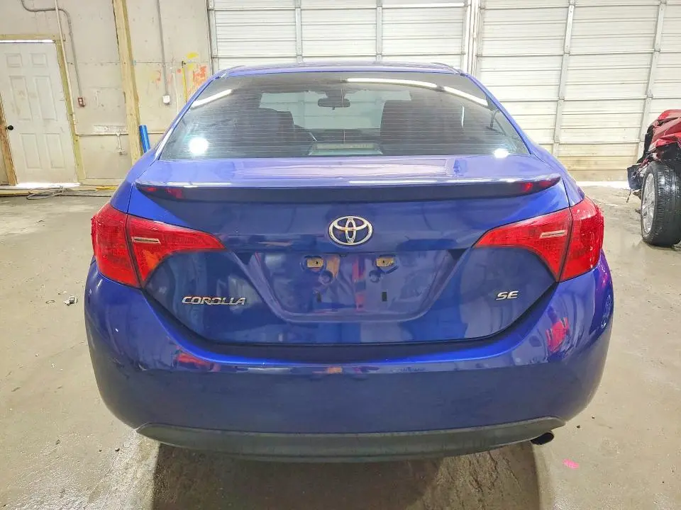 2019 TOYOTA COROLLA SE  