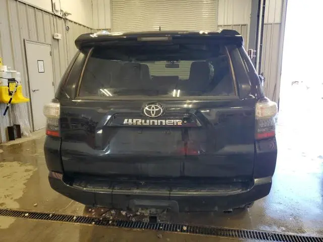 2018 TOYOTA 4RUNNER SR5/SR5 PREMIUM  