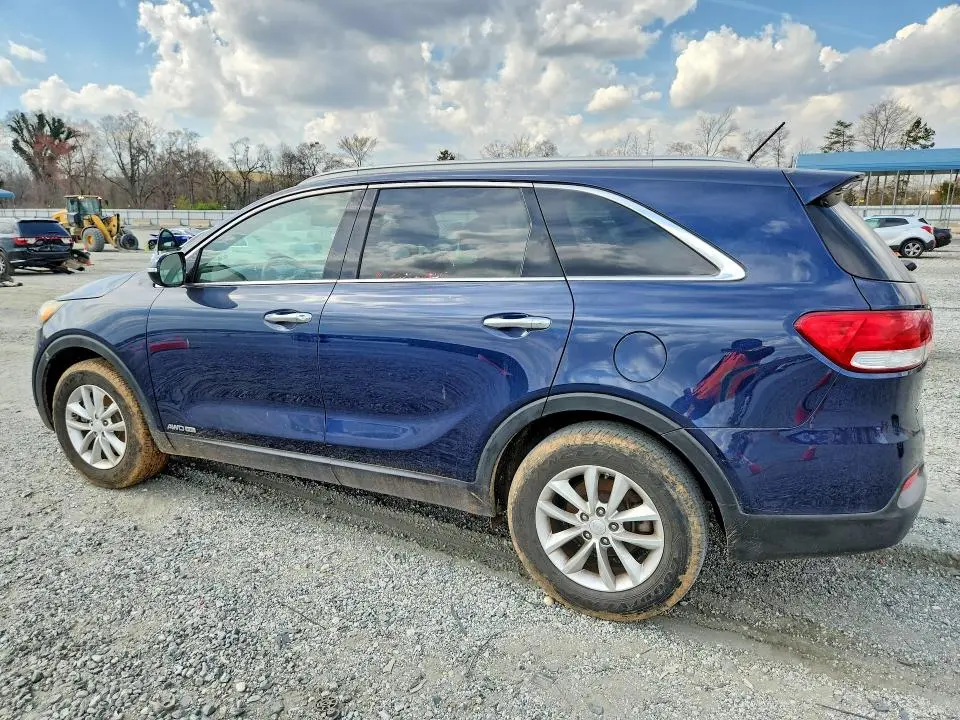 2018 KIA SORENTO LX V6  