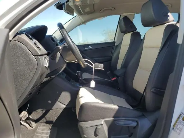 2016 VOLKSWAGEN TIGUAN S