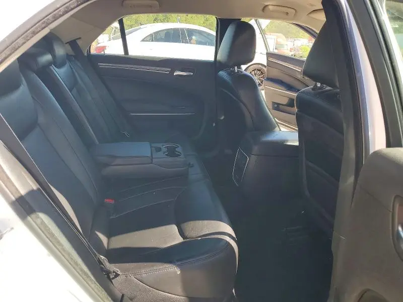 2019 CHRYSLER 300 TOURING  