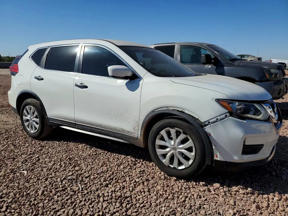 2017 NISSAN ROGUE S  