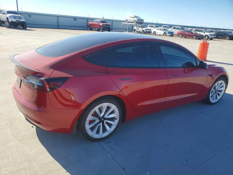 2022 TESLA MODEL 3   