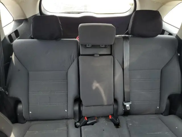 2016 KIA SORENTO LX  