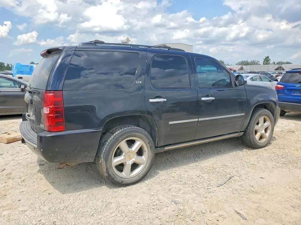 2011 CHEVROLET TAHOE LTZ  