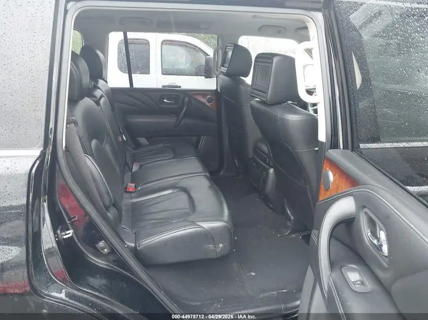 2017 INFINITI QX80  