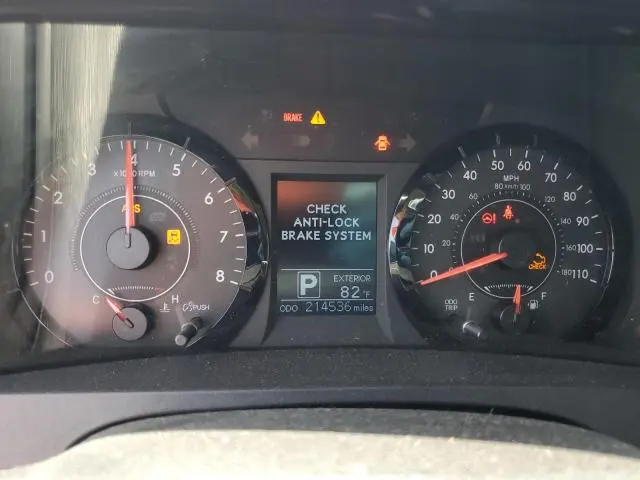 2017 TOYOTA SIENNA LE  