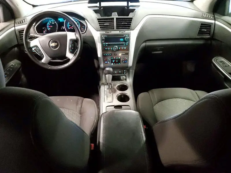 2011 CHEVROLET TRAVERSE LT  