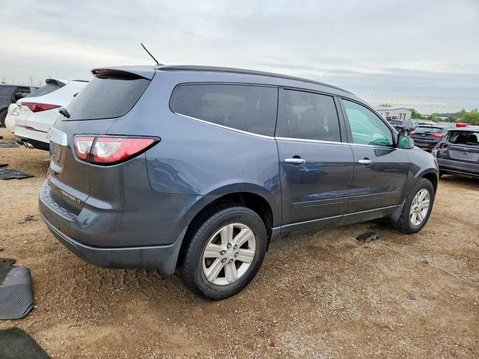 2014 CHEVROLET TRAVERSE LT  