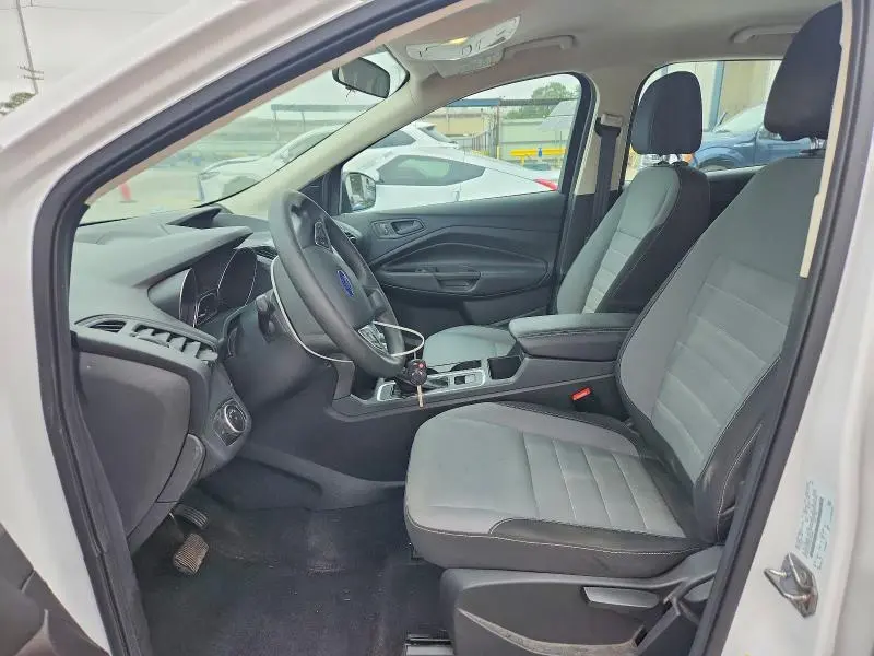 2017 FORD ESCAPE S  