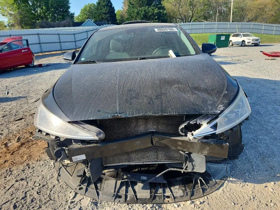 2019 HYUNDAI ELANTRA LIMITED  