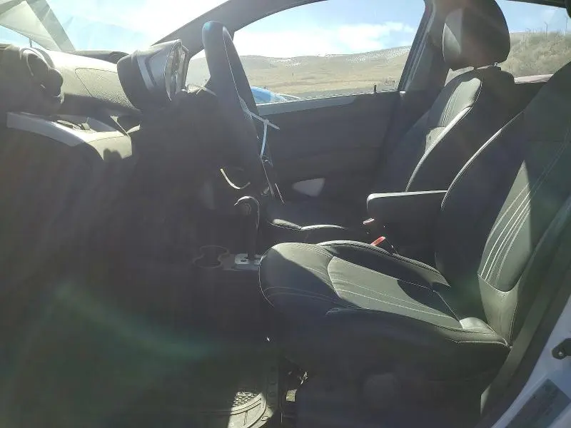 2013 CHEVROLET SPARK 1LT  