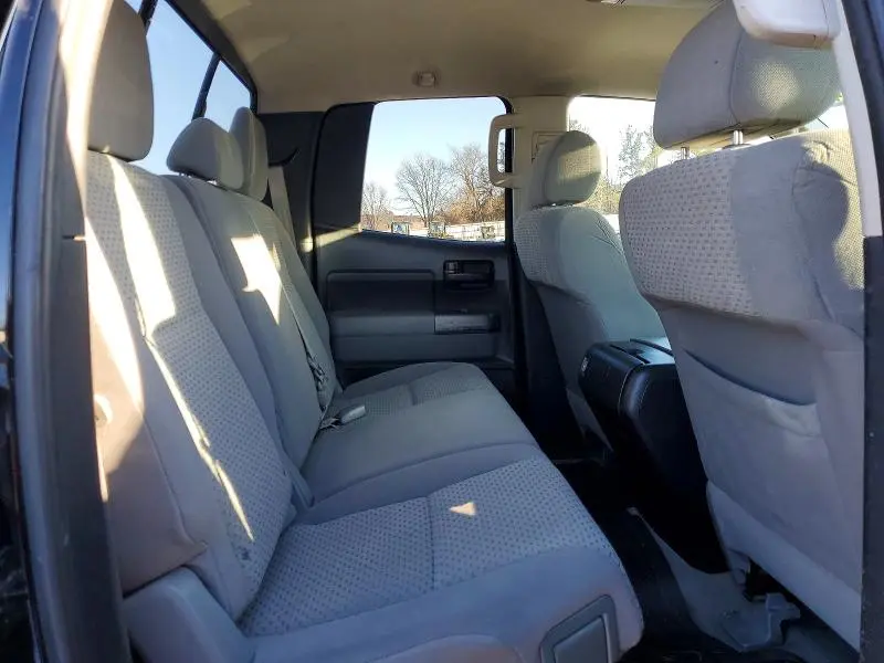 2011 TOYOTA TUNDRA DOUBLE CAB SR5  