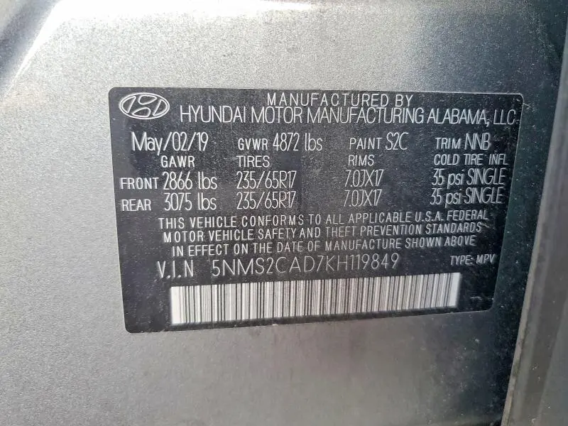 2019 HYUNDAI SANTA FE SE  
