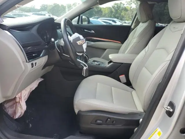 2021 CADILLAC XT4 LUXURY  