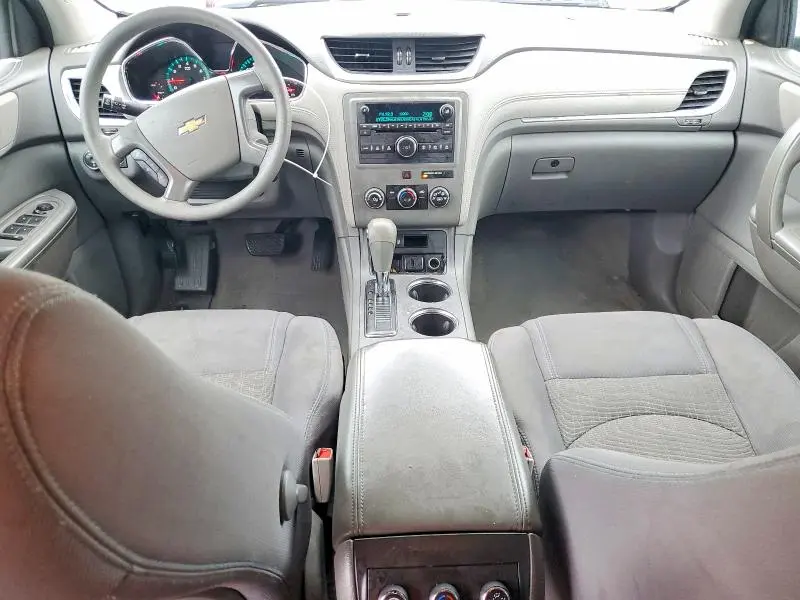 2015 CHEVROLET TRAVERSE LS  