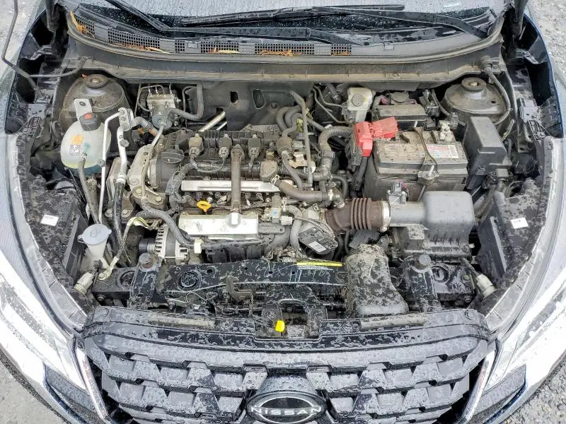 2024 NISSAN KICKS S  