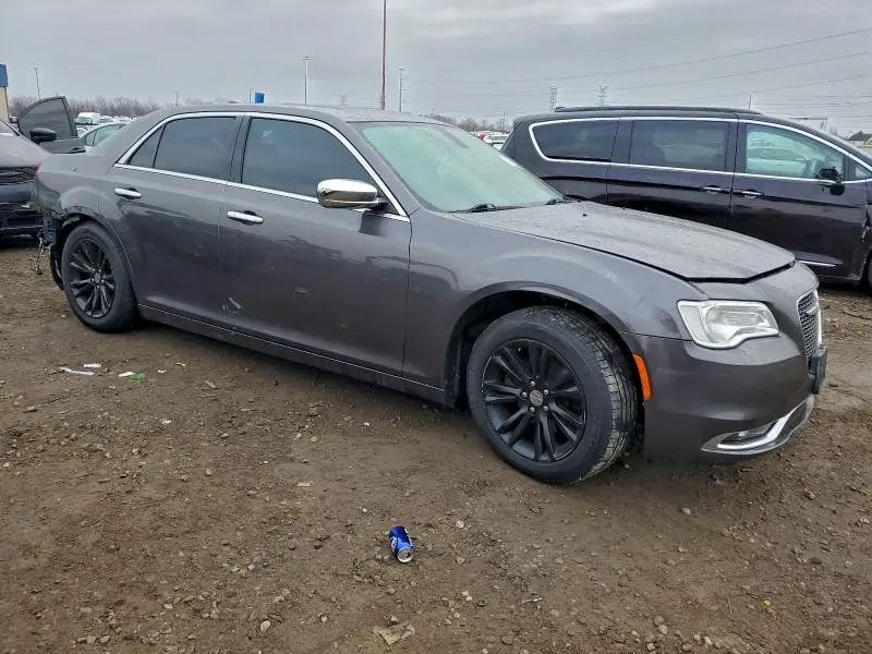 2017 CHRYSLER 300C   