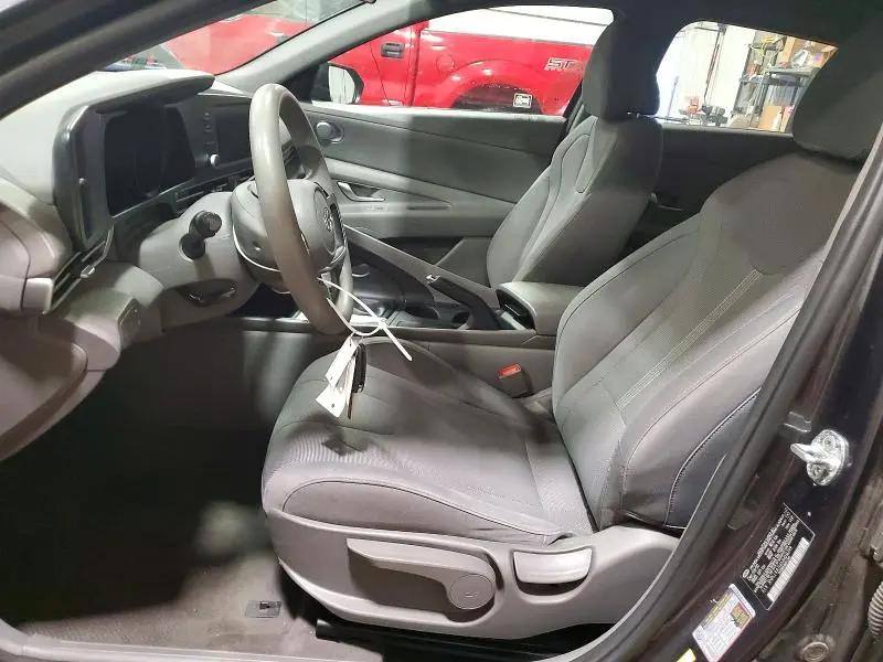 2021 HYUNDAI ELANTRA SE  