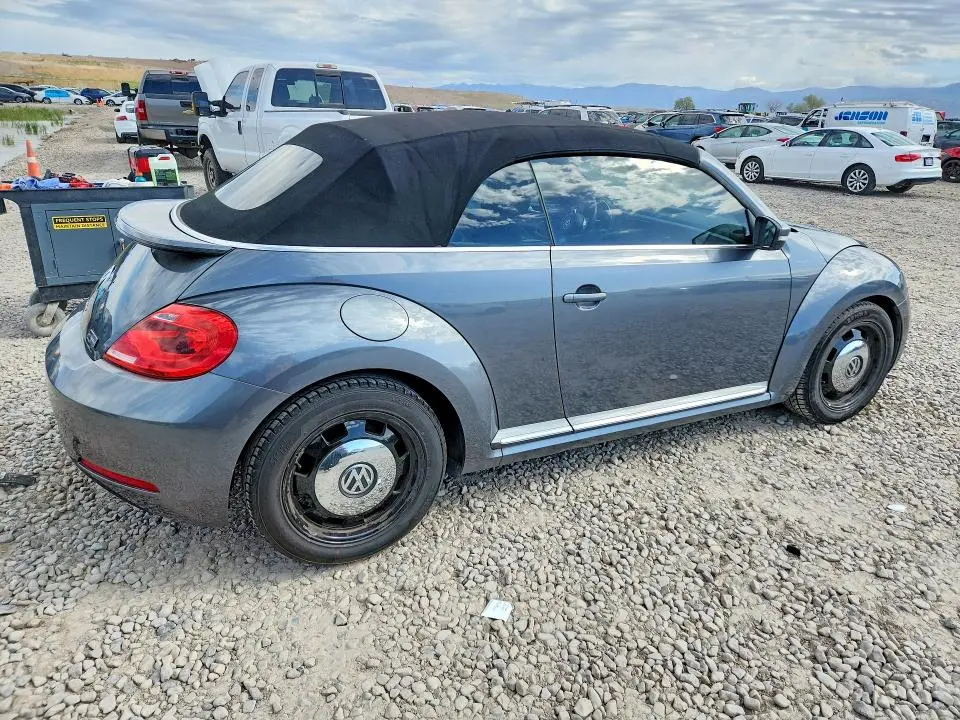 2013 VOLKSWAGEN BEETLE   
