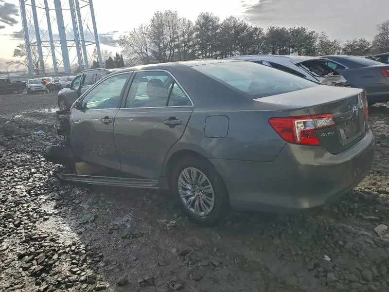 2014 TOYOTA CAMRY L  