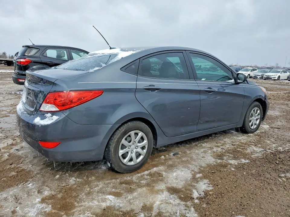 2012 HYUNDAI ACCENT GLS  