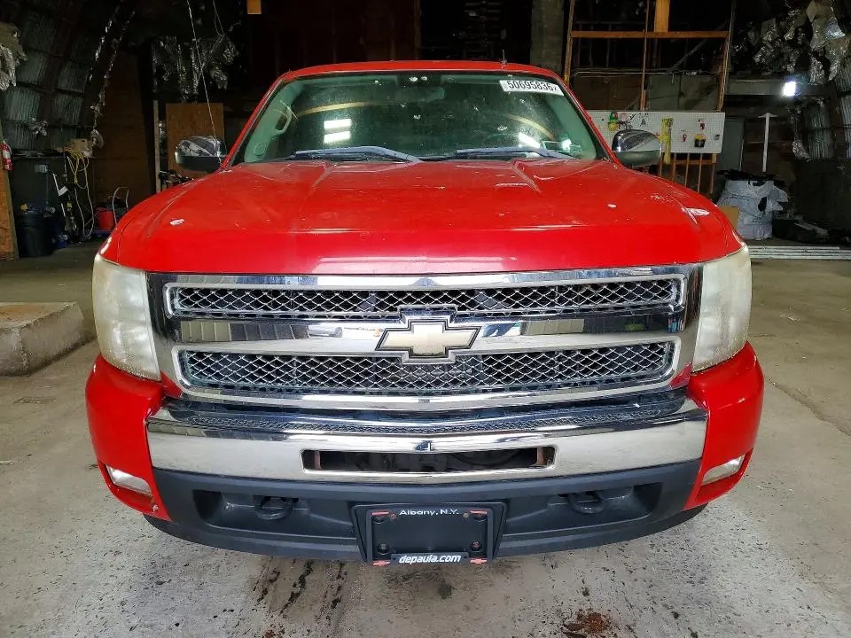 2011 CHEVROLET SILVERADO K1500 LT  