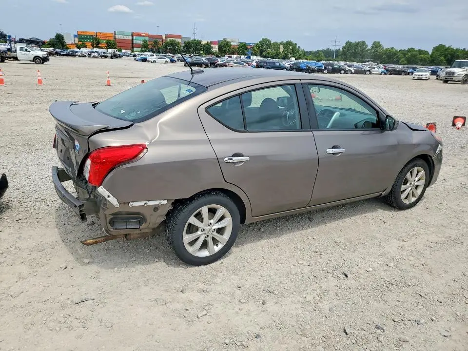 2017 NISSAN VERSA 1.6 SL  