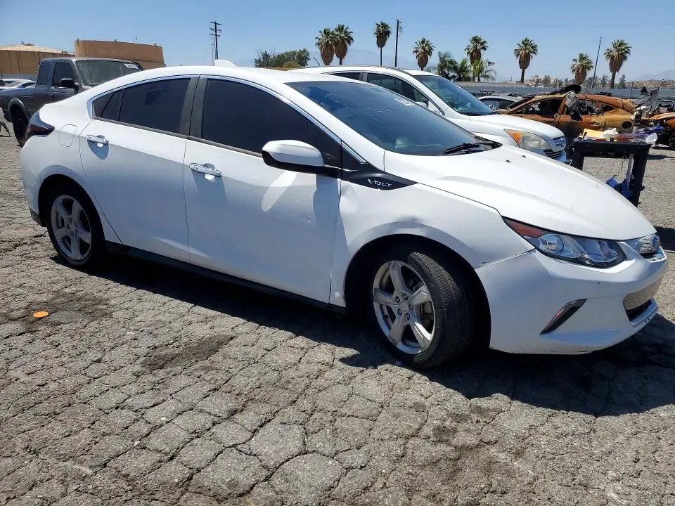 2018 CHEVROLET VOLT LT  