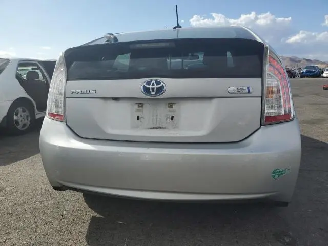 2012 TOYOTA PRIUS PLUG-IN   
