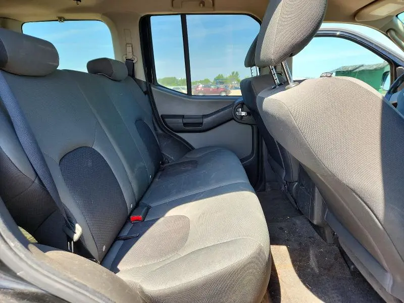 2010 NISSAN XTERRA X  
