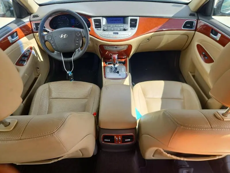 2013 HYUNDAI GENESIS 3.8L  