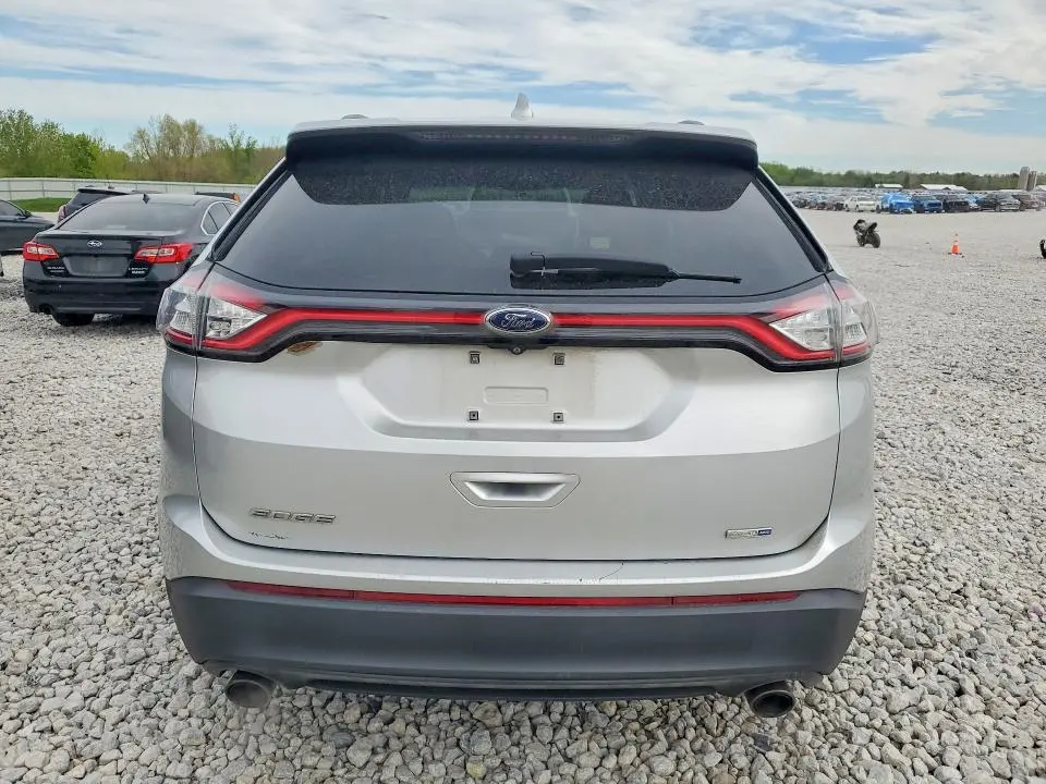 2016 FORD EDGE SE  
